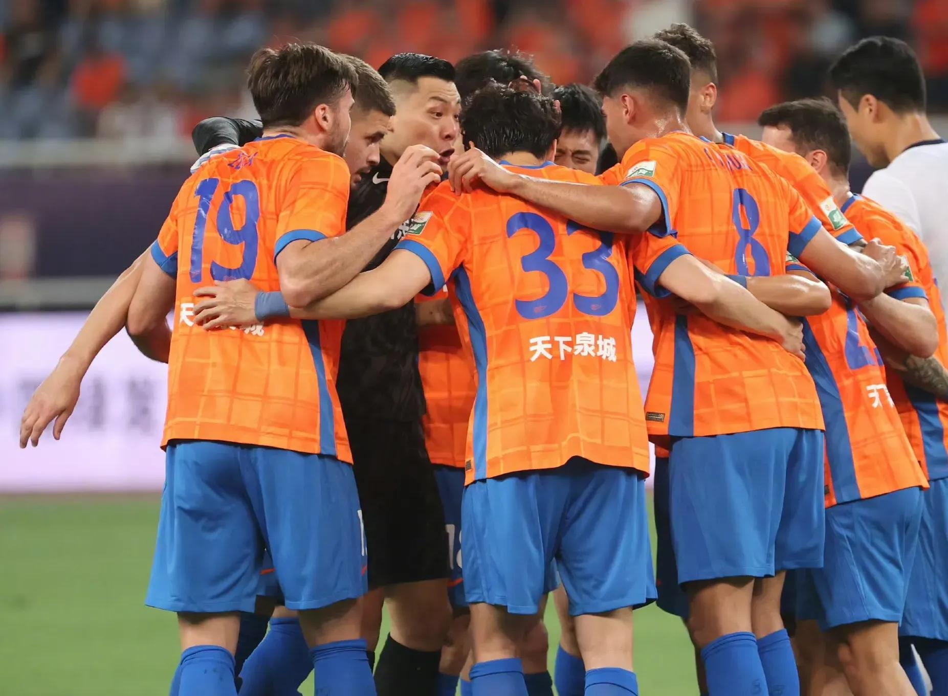 贝博-今晨CBA常规赛焦点战，山东泰山再遭质疑，气氛紧张，更衣室氛围转暖的简单介绍-贝博